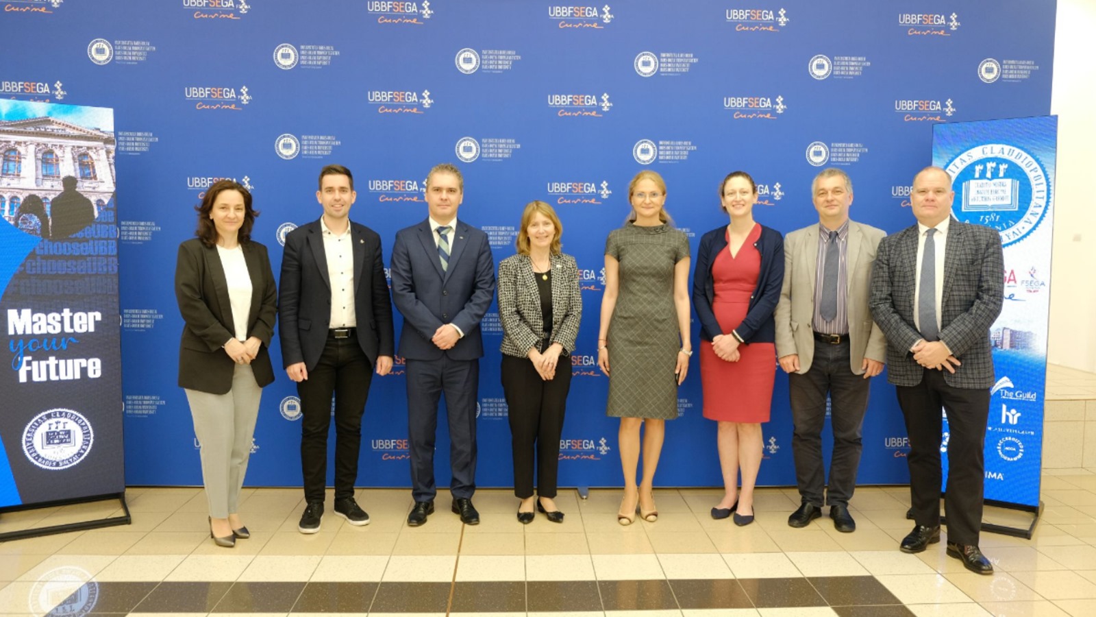 Ambasador Kathleen Ann Kavalec și UBB Student i-Lab